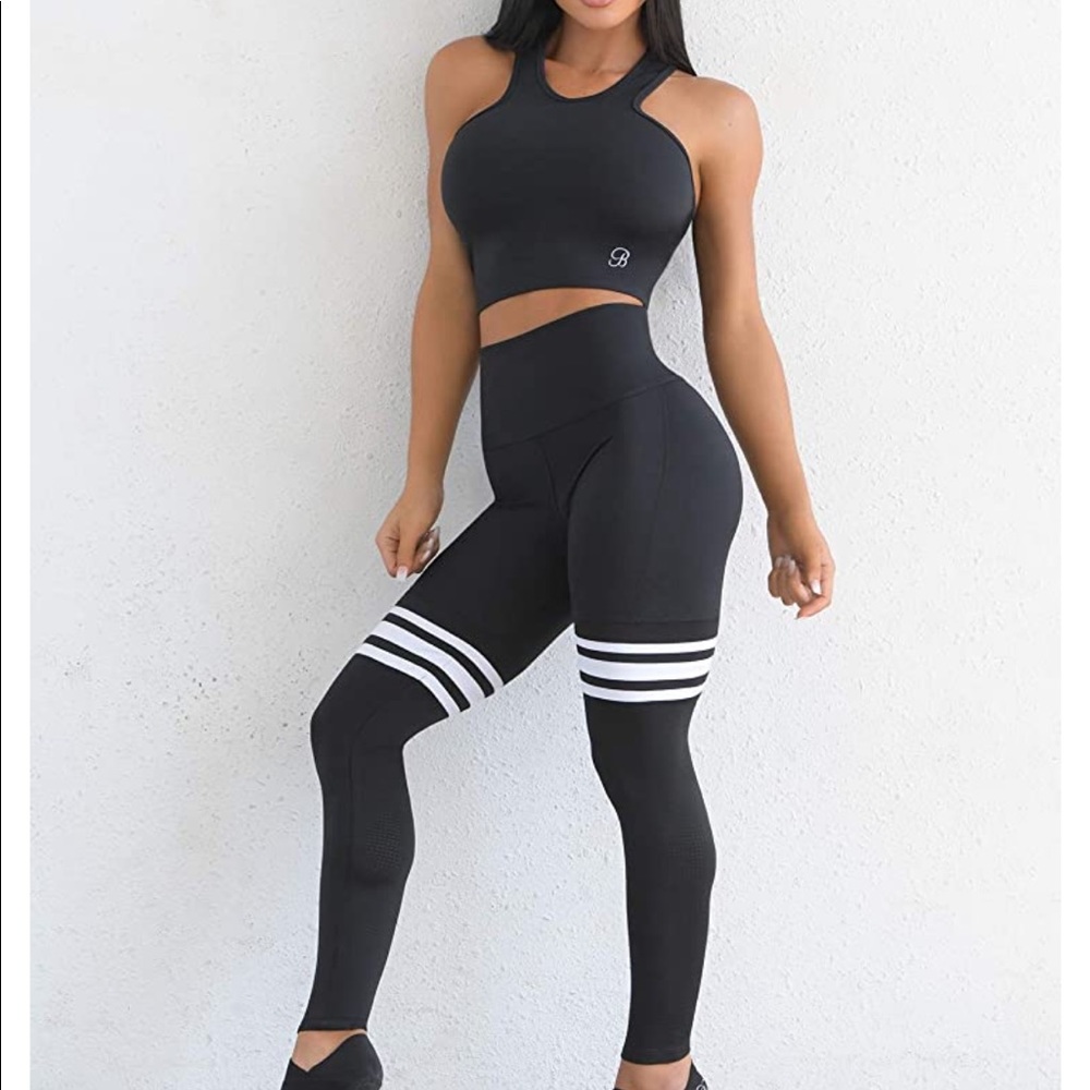 Bombshell Sportswear Leggings Medium